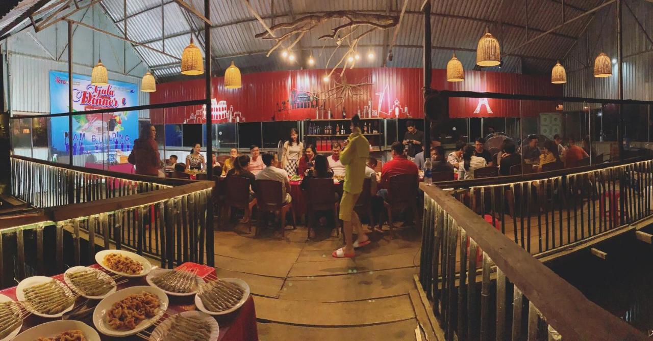 Homestay Bien Rung Gia Nghĩa Esterno foto