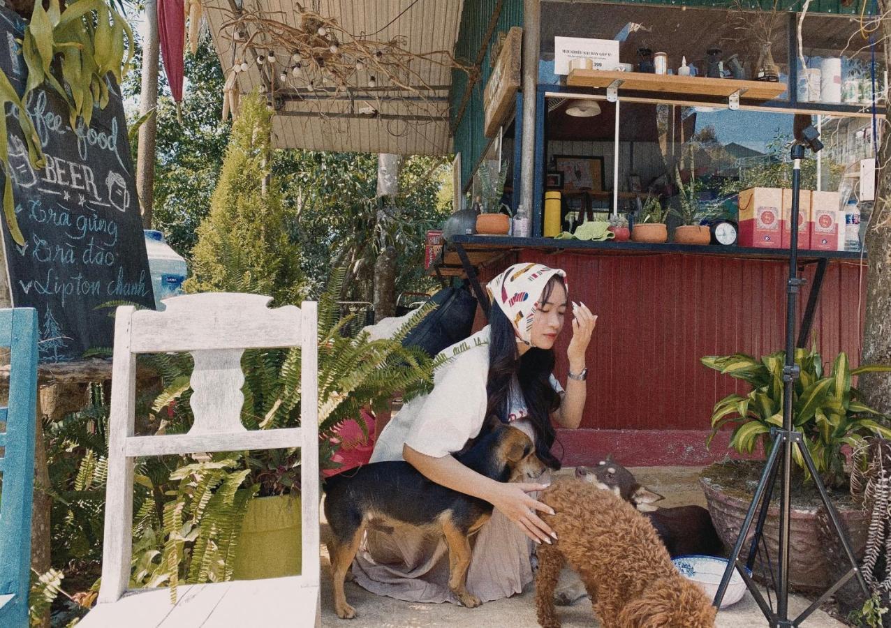 Homestay Bien Rung Gia Nghĩa Esterno foto