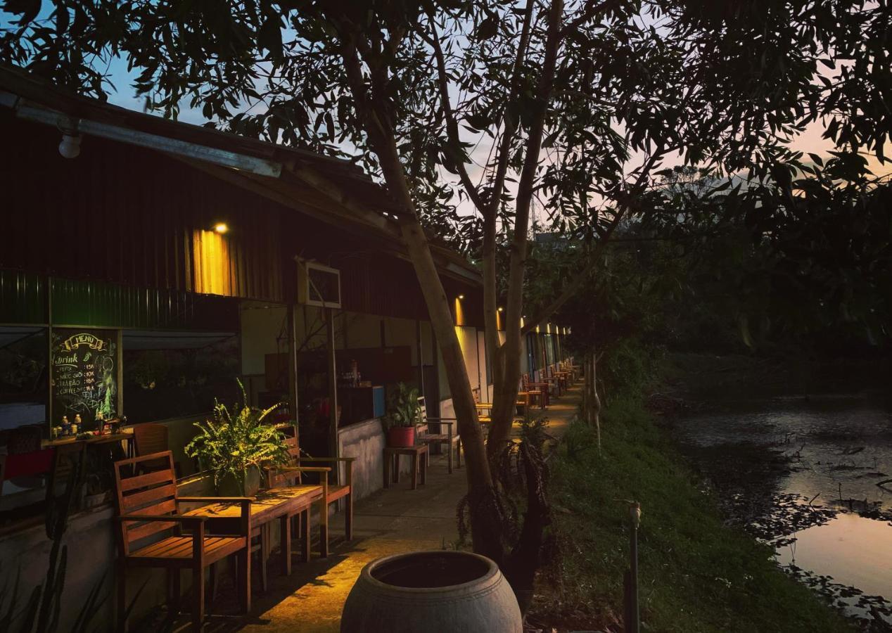 Homestay Bien Rung Gia Nghĩa Esterno foto