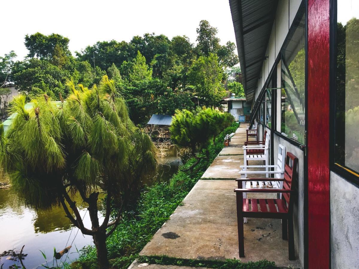 Homestay Bien Rung Gia Nghĩa Esterno foto