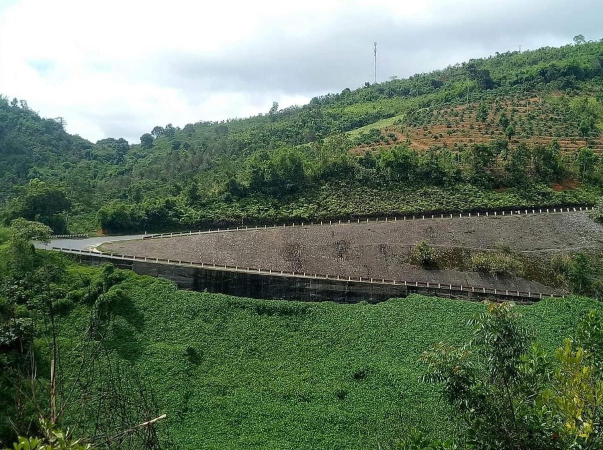 Homestay Bien Rung Gia Nghĩa Esterno foto